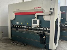  مكبس فرامل هيدروليكي CNC ماركة دورمازلار AD-S 3050X100 طن